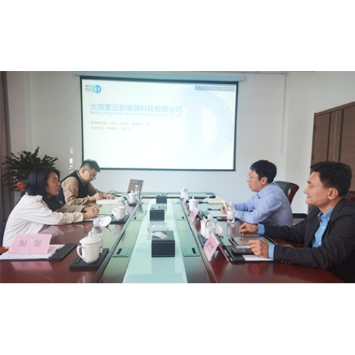 公司總經(jīng)理呂大偉、總經(jīng)理助理王志勇赴東旭集團(tuán)氫能融合產(chǎn)業(yè)園，與投資中心總經(jīng)理張茜、北京氫沄新能源科技公司理事趙珩接洽，建立合作意向